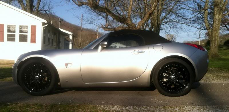 New Wheels For Our Solstice - Pontiac Solstice Forum